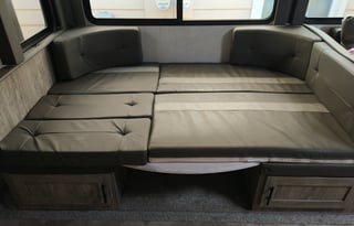 39 ft. Salem Hemisphere