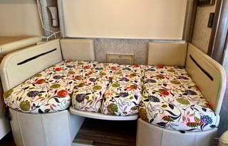 Luxury 2018 Thor Miramar RV Adventure