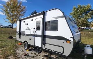 Soulshine Traveler Perfect for Couples and kids
