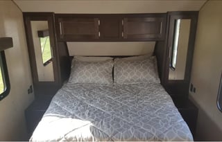 2018 Forest River RV Cherokee Grey Wolf 26DJSE