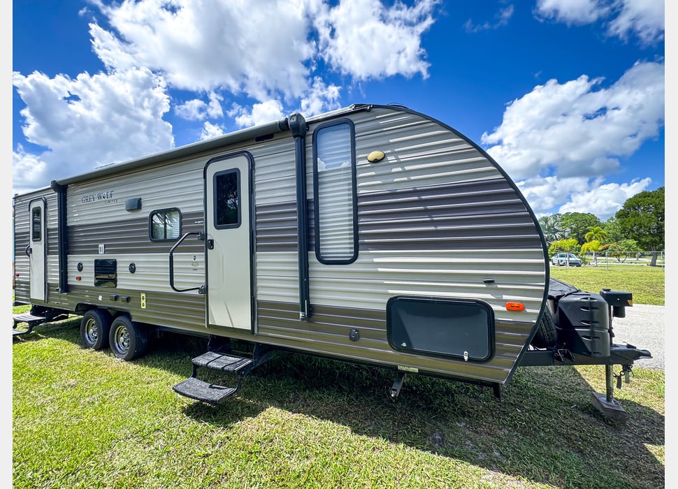 Travel Trailer rentals in LAKELAND
