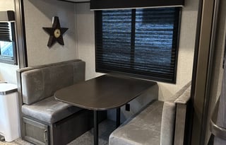 2020 Jayco Jay Flight SLX 8 245RLS Sleeps up to 5!