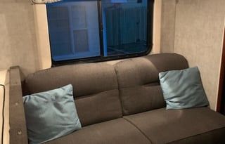 2014 Winnebago Minnie Winnie 31K