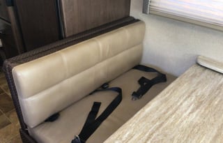 2017 Thor Motor Coach Vegas 25.3