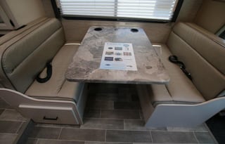 2022 Thor Motor Coach Chateau 22E-4504