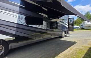 Hit The Road In This Family Friendly Berkshire XL