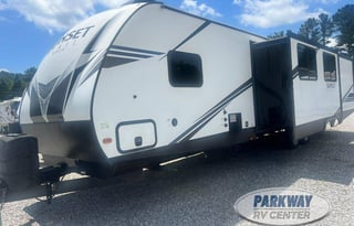 Big Boy Toys & RV Rentals Sunset Trail 331BH