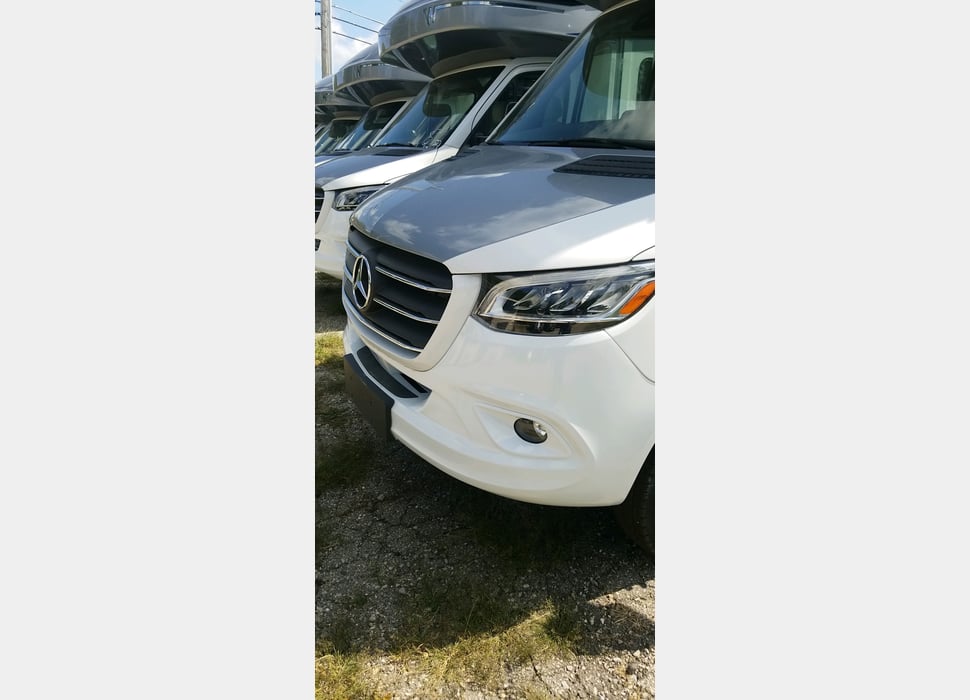 Class C Motor Home rentals in Glen Rock