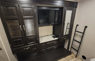 "MaBelle" Family RV-2 Full Bath-Kid/Pet Approved!