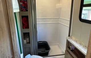 2022 Grand Design Imagine 2400BH