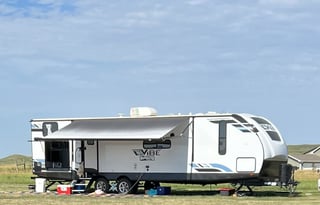 MODERN VIBES AND RIVERSIDEHIGHS