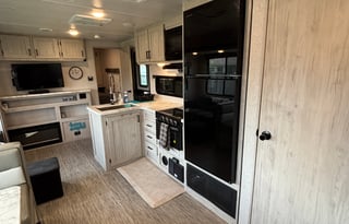 Ready-to-Camp Travel Trailer- Sleeps 8-9