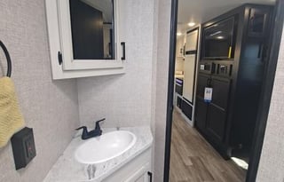 2022 Jayco Jay Flight 28BHS