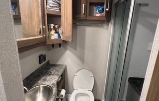 2023 Thor Motor Coach Outlaw 38MB