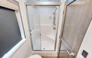 Luxury 2022 Georgetown GT7 RV