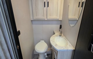 DATZNRV 2021 Forest River Class C well equipped!