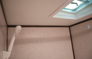 Kit Kat Cole - Only 3,042 pounds!!