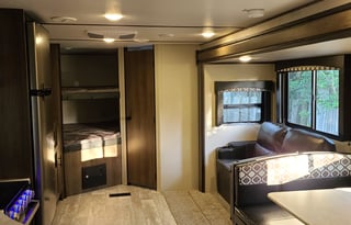 2020 Prime Time RV Avenger ATI 27DBS