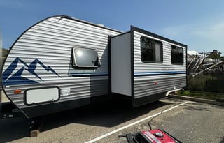 Grizzly’s Outdoor Adventures