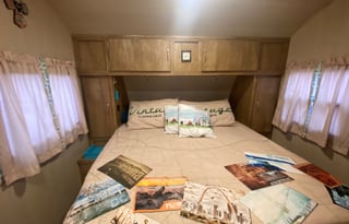 2017 Gulfstream Vintage Cruiser aka 'VINNY'