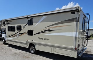 2019 Winnebago Minnie Winnie 31G