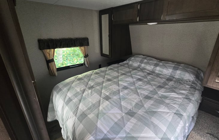 Premium plush residential Queen mattress