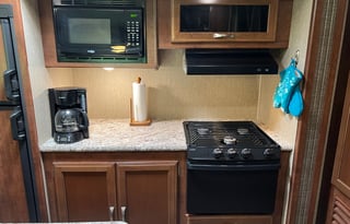 Extended Season Ready! kiddos and fidos friendly