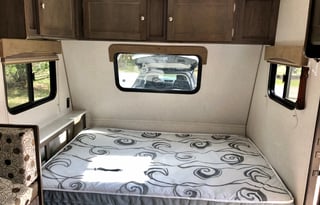 Clipper lightweight bunkhouse