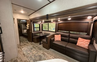 The Happy Camper | Luxury Glamping Getaway