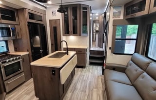 2022 Alliance Valor 36v11