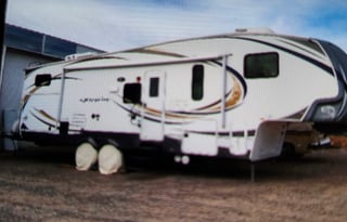 Wild Cat Bunk house with out door kitchen