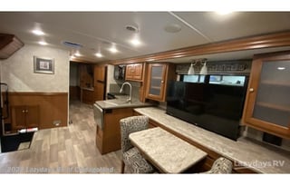 2019 Winnebago Adventurer 33C