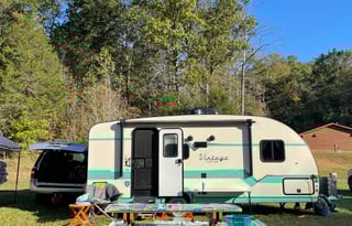 Vintage Cruiser 19CSK sleeps 3