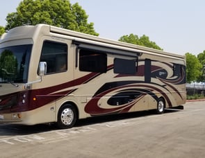 Fleetwood RV Discovery LXE 40X