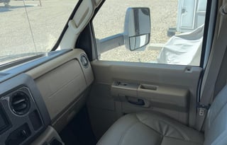 Rare King Bed | Auto Leveling | Easy to Drive