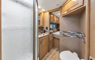 "Fourwinds Funhaus" - 6 bed Bunkhouse C Class RV