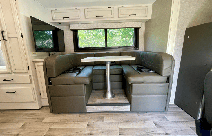 U-Shaped Dinette