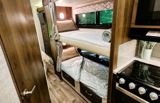 "Sully" the Jayco Redhawk w/BUNKS!!