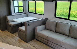 2022 Cruiser MPG 3100BH (Ephrata, PA) Will Deliver