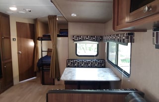 2017 Dutchmen RV Coleman Lantern Series 263BHWE
