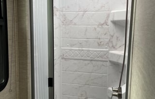 Roam & Roll: 2022 Jayco Melbourne 24L 25Ft RV