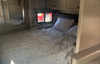 Daniel’s Family & Pet Friendly Thor Gemini AWD23TW