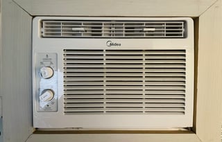 Chris and Keri’s Cozy Camper Getaway