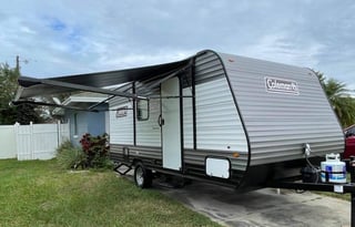 2022 Dutchmen RV Coleman Lantern LT Series 17B