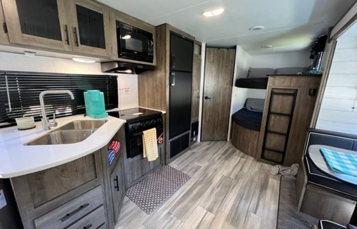 Fully equipped kitchen