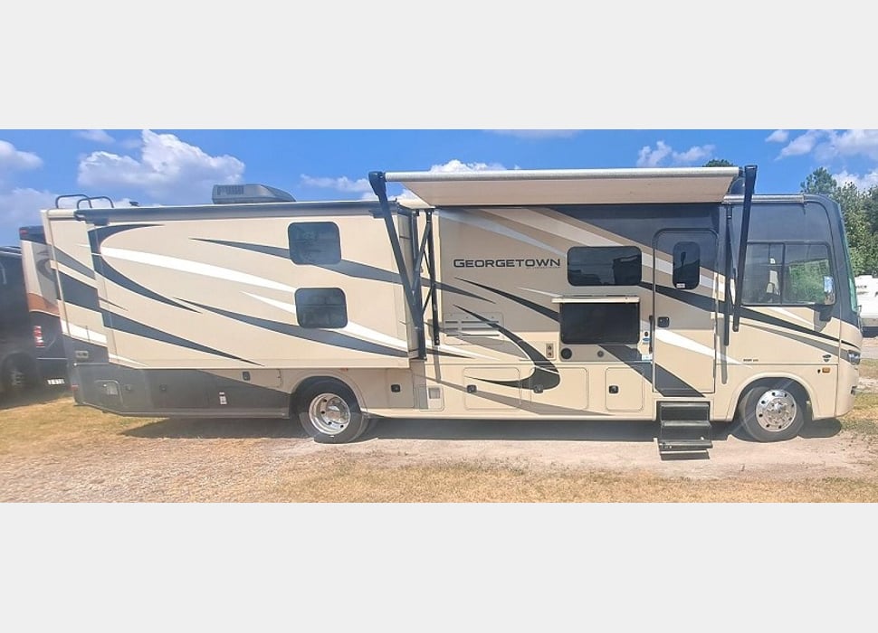 Class A Motor Home rentals in Houston