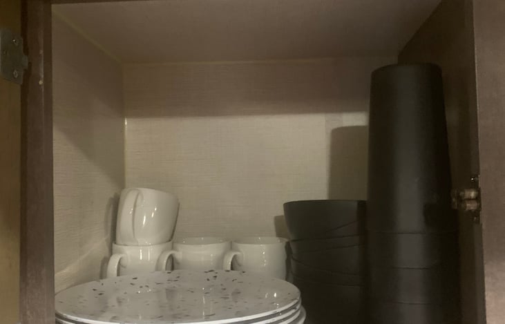 Service for 6 plus extra coffee cups