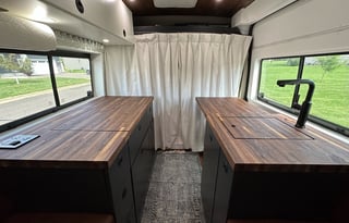 Off-Grid Luxury - 2022 RAM ProMaster