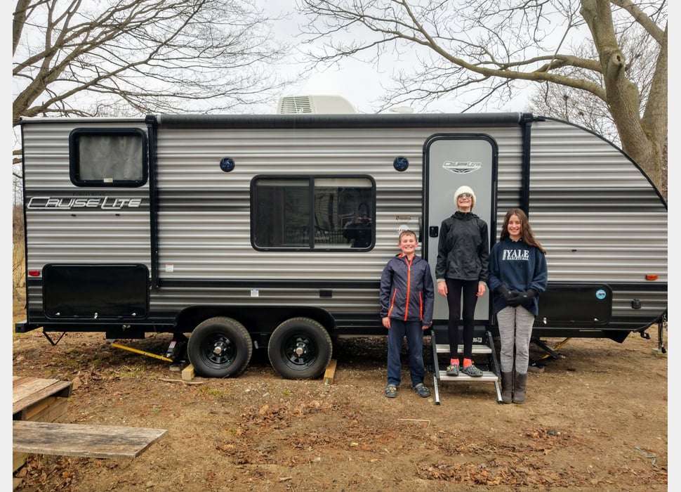 Travel Trailer rentals in Burton