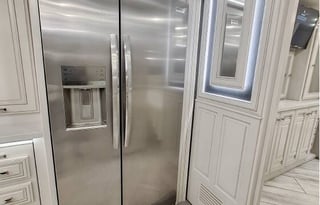 Rare Ultra-Luxury Diesel | Sleeps 9+ | 2 Bath